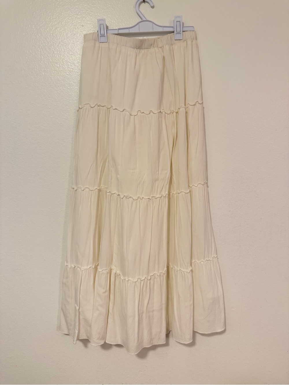 Brandy Melville White Tiered Maxi Skirt